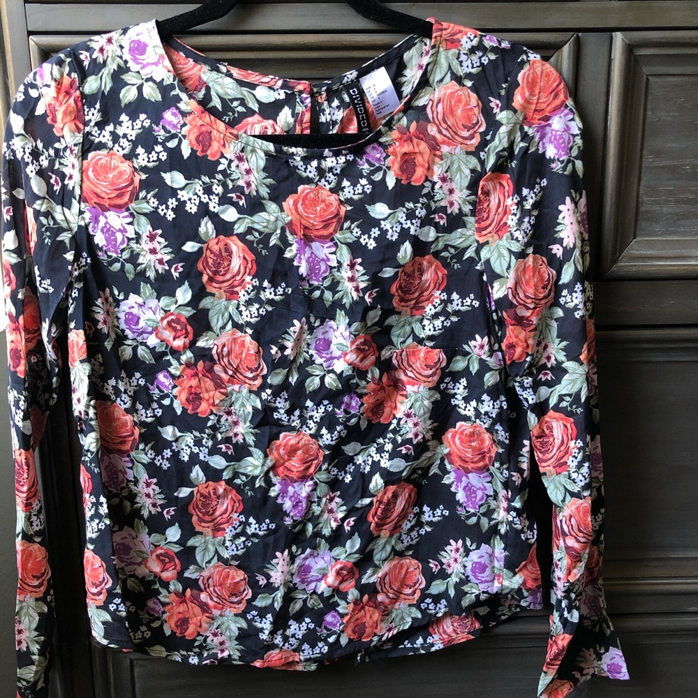 Floral top